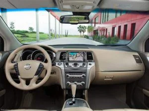 nissan murano 8 300x225 باتری نیسان مورانو